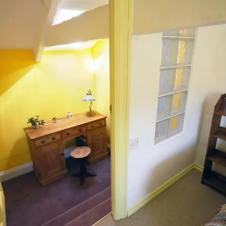 Charming Cottage In The Heart Of Frome With Parking Exterior photo