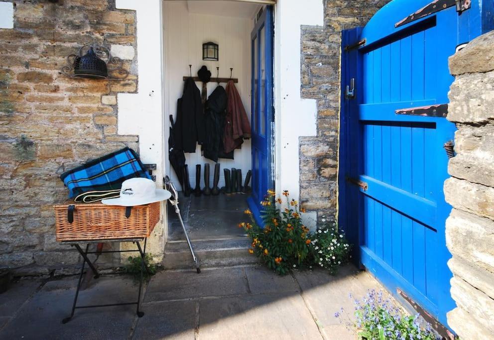 Holiday home Charming In The Heart Of With Parking Frome
